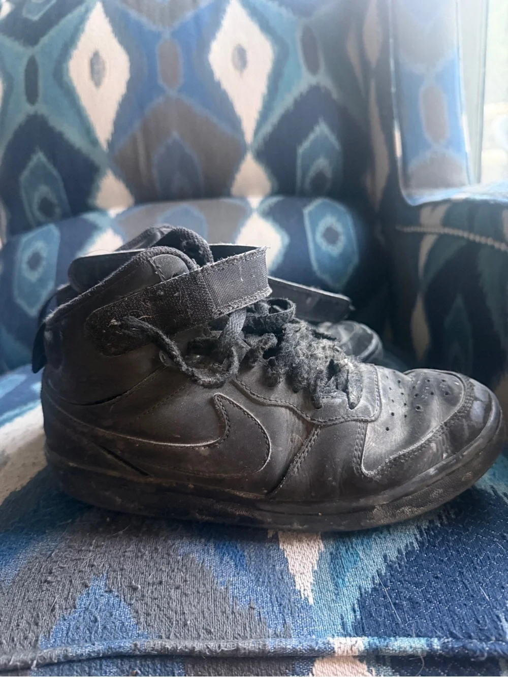 Kids High-Too Nikes